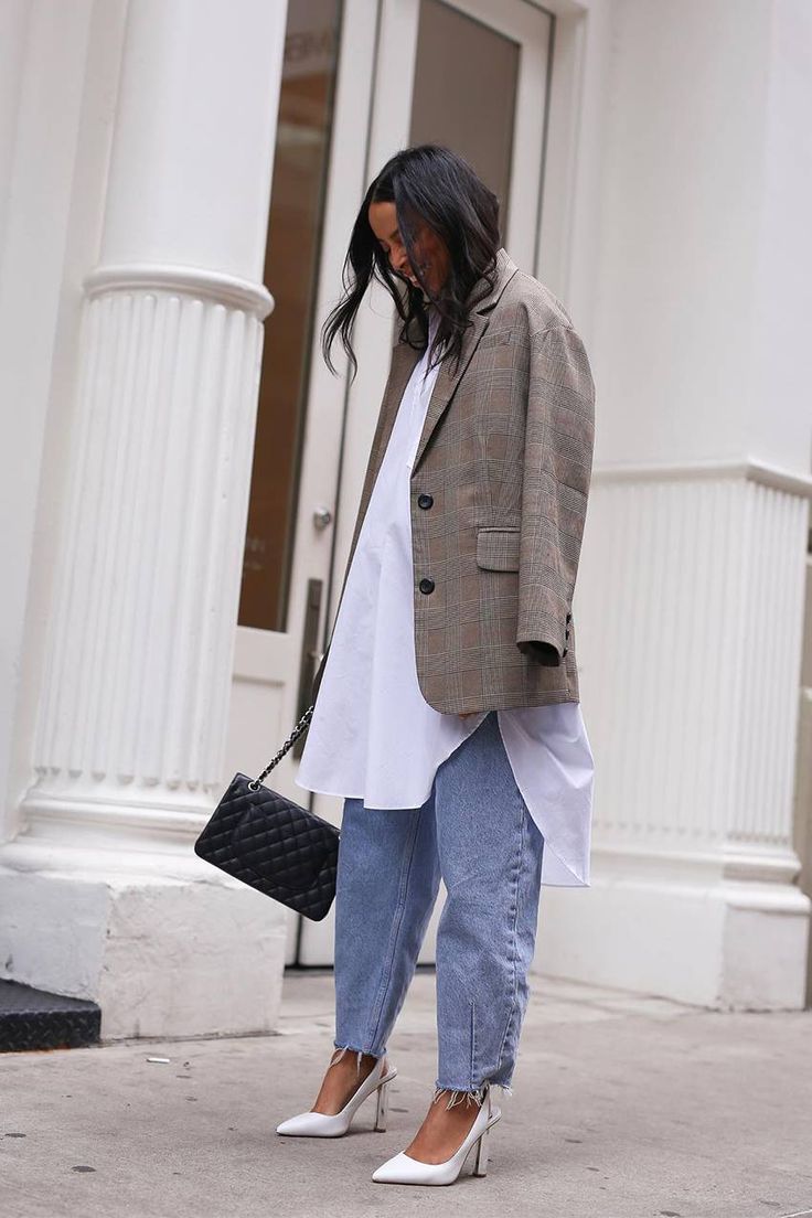 10 Work Outfits That'll Make You the Best-Dressed in the Office (Number #6 Is Stunning!) - 3. Business Casual Redefined