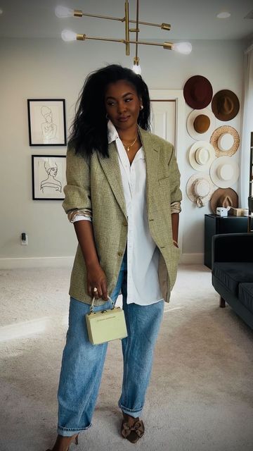 10 Work Outfits That'll Make You the Best-Dressed in the Office (Number #6 Is Stunning!) - 5. Chic Tailoring